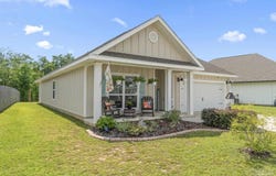 5775 Conley Ct, Pace, FL 32571