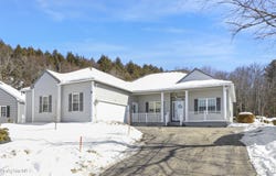 581 Red Barn Rd, Dalton, MA 01226