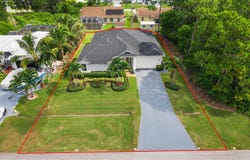3322 SE East Snow Road, Port Saint Lucie, FL 34984