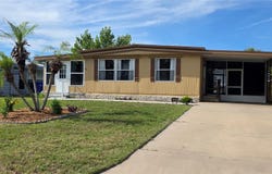 1203 APACHE CIRCLE, TAVARES, FL 32778