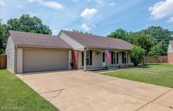 6967 Green Way Cove, Olive Branch, MS 38654