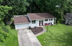 1027 W Willow, Carbondale, IL 62901