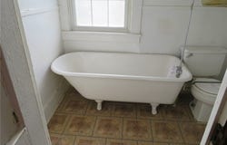 407 Linnview Ave, Carrick, PA 15210