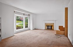 29 Barton Dr, Churchill Boro, PA 15221