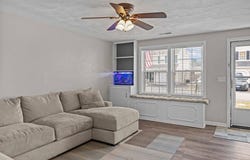 103 Juniper Ln, Tewksbury, MA 01876