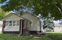 403 Livingston Avenue, Creston, IA 50801