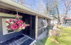57 Beechwood Rd, Eddyville, KY 42038