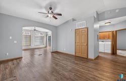 7434 S Louise Ave, Sioux Falls, SD 57108