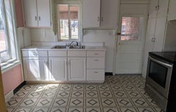 2502 E 9TH ST, Cheyenne, WY 82001