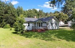 202 Woodard Street, Kenly, NC 27542