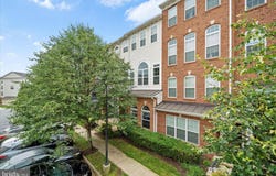 6124 ASTER HAVEN CIRCLE, HAYMARKET, VA 20169