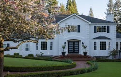 10 Meadow LN, ATHERTON, CA 94027