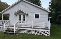 31 Perry Stanley Rd, Hardy, KY 41531