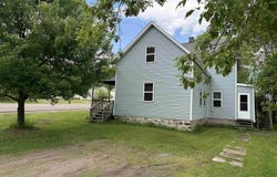 839 S Pine Street, Ishpeming, MI 49849-2436