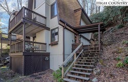 24 Creekside Drive, Banner Elk, NC 28604