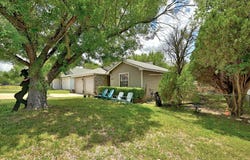 1301 Dominique DR, Austin, TX 78753