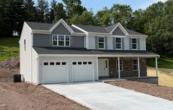 6 Country Club Road, Ashland, PA 17921
