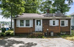 42 Taylor Point Rd., Pembroke, MA 02359