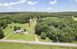 654 Red Hill Rd, Searcy, AR 72143