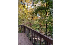 495 Cahoon Road, Bay Village, OH 44140