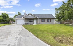 302 Josie Court, Hubert, NC 28539