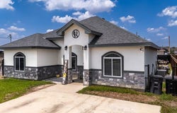 3040 Ariel Dr, Eagle Pass, TX 78852