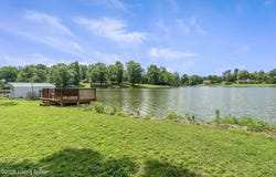 1950 Crystal Dr, La Grange, KY 40031