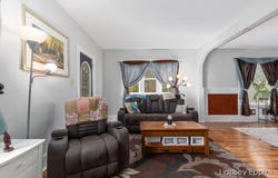 22 N Jefferson Street, Zeeland, MI 49464