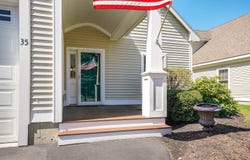 35 Metea Lane, Bedford, NH 03110