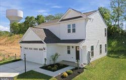 462 LUDGATE Manor, FALLING WATERS, WV 25419
