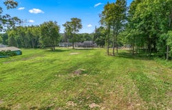 97 W Hallett Street, Hillsdale, MI 49242