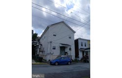 14 S SECOND STREET, MIDDLEPORT, PA 17953