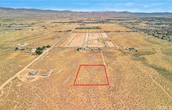1 Ocotilla Road, Apple Valley, CA 92307