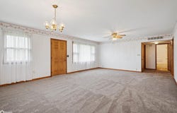 110 Kennedy St., New London, IA 52645
