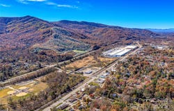 195 Access Road, Black Mountain, NC 28711