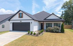 9123  S 30th  ST, Fort Smith, AR 72908
