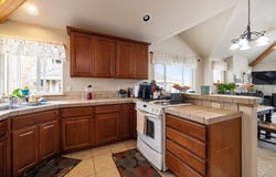 5015 Falcon Drive, Klamath Falls, OR 97601
