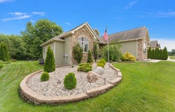2655 Vivante Drive, Valparaiso, IN 46385