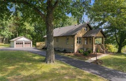 1890 Hulton Rd, Plum Boro, PA 15147