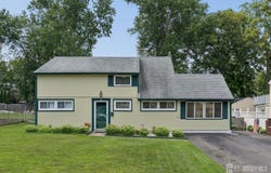 29 Pine Tree Road, Old Bridge, NJ 08857