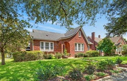 702 E 52nd Street, Savannah, GA 31405