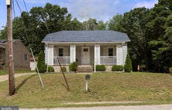 918 UNITED STATES AVENUE, LINDENWOLD, NJ 08021