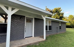 423 E 5th Street, Bonham, TX 75418