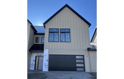21 E Duke St., Vermillion, SD 57069