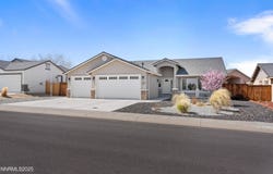 1129 Dixie Lane, Fernley, NV 89408