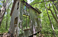 26 Moose Pond Road, Mount Vernon, ME 04352