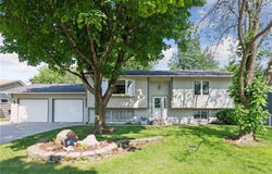 1485 Cardinal Lane, Chaska, MN 55318