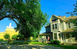 1357 S Broadway Ave, Wichita, KS 67211-3127