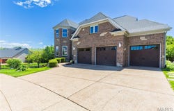 106 Tuscany Trace Drive, St Charles, MO 63303