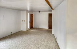 11460 SW Royal Villa DR, Portland, OR 97224